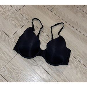 Victorias Secret T Shirt Lightly Lined Demi Bra Underwire Womens 32D Black